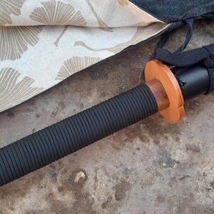 bokken con tsuba y vaina plastica